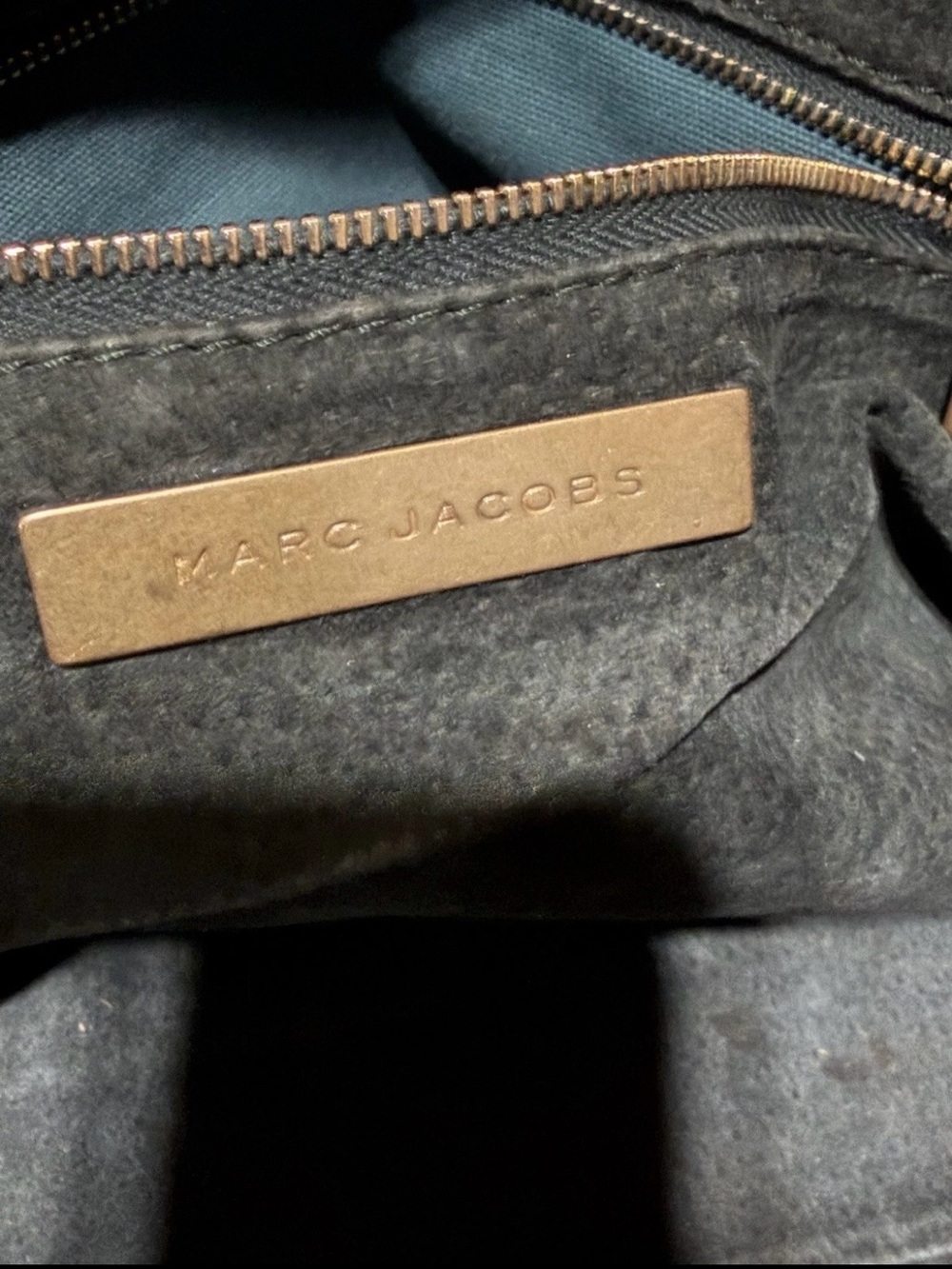 Marc Jacobs Light Blue Leather Shoulder Bag with Front Pockets. - Picture 8 of 10